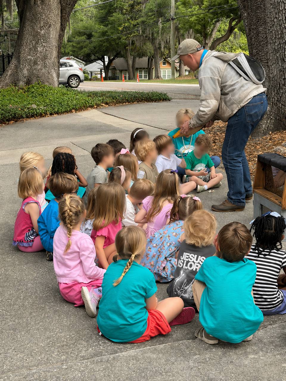 Kids learning about bees at Ortega Methodist Preschool